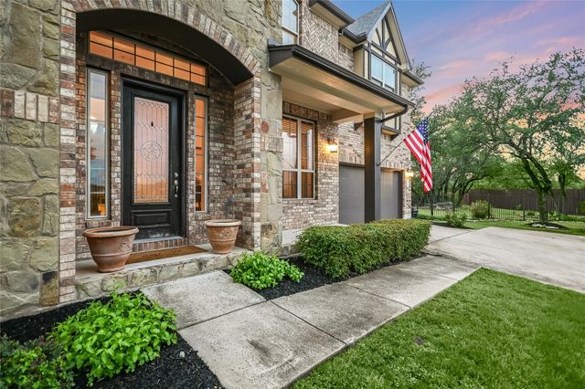 223 Lake Como DR, Austin, TX 78734