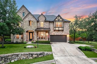 223 Lake Como DR, Austin, TX 78734