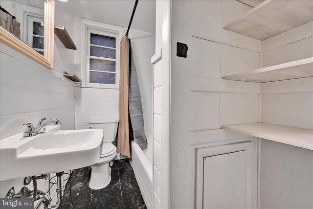 7 E PENN AVE, Cleona, PA 17042