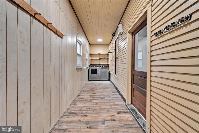 7 E PENN AVE, Cleona, PA 17042