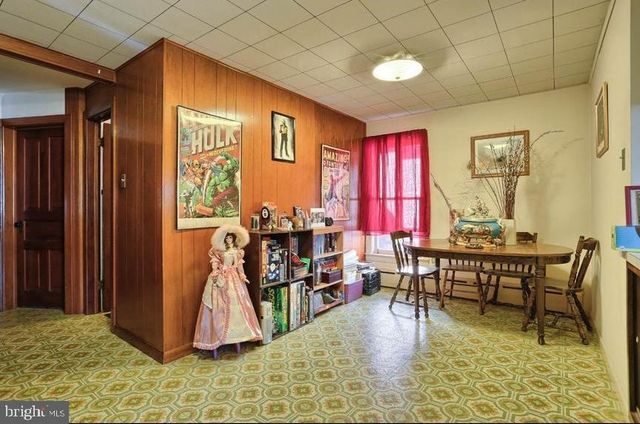 7 E PENN AVE, Cleona, PA 17042