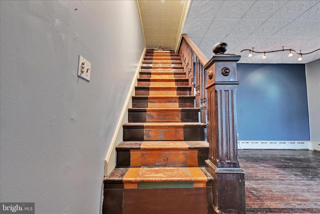 7 E PENN AVE, Cleona, PA 17042