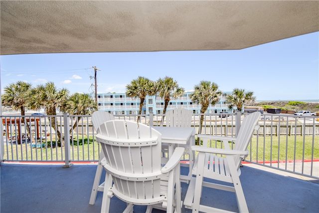 800 Sandcastle Dr 108, Port Aransas, TX 78373