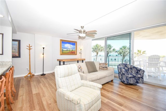 800 Sandcastle Dr 108, Port Aransas, TX 78373
