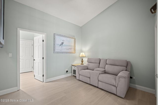 809 W Central Boulevard, Cape Canaveral, FL 32920