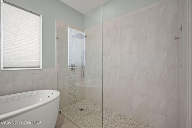 809 W Central Boulevard, Cape Canaveral, FL 32920