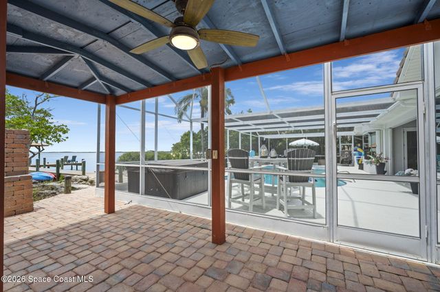 809 W Central Boulevard, Cape Canaveral, FL 32920