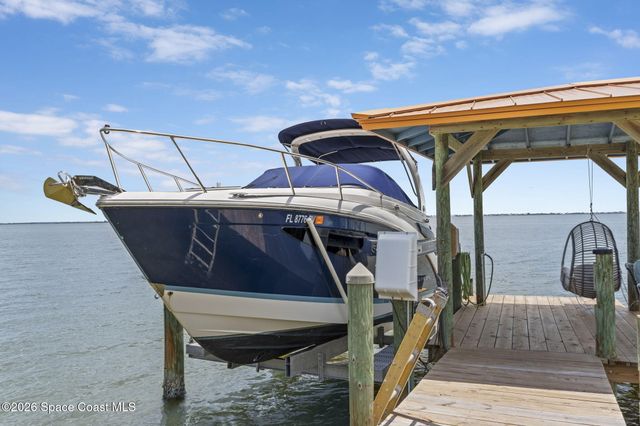 809 W Central Boulevard, Cape Canaveral, FL 32920