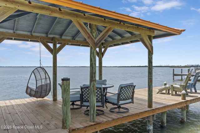 809 W Central Boulevard, Cape Canaveral, FL 32920