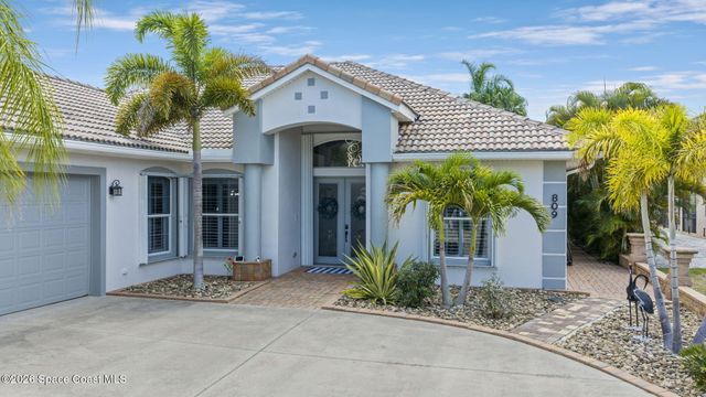 809 W Central Boulevard, Cape Canaveral, FL 32920