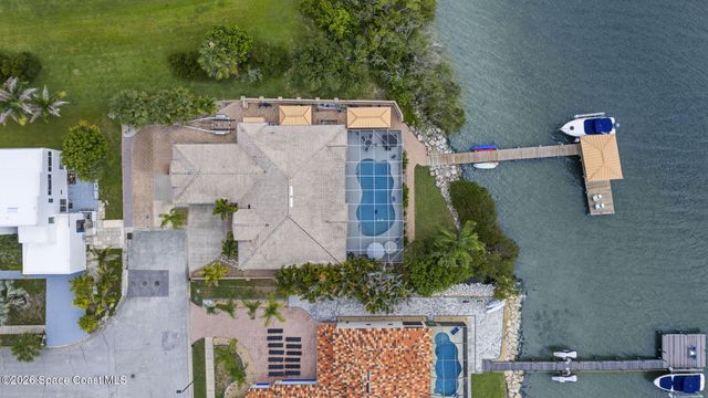 809 W Central Boulevard, Cape Canaveral, FL 32920