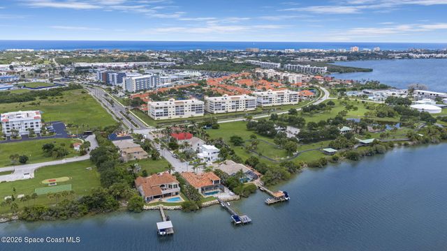 809 W Central Boulevard, Cape Canaveral, FL 32920