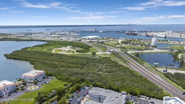 809 W Central Boulevard, Cape Canaveral, FL 32920
