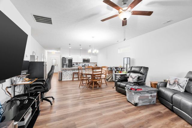 301 Folkston Way, Lafayette, IN 47905