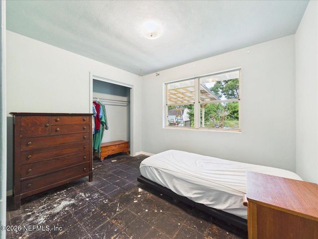 1123 OVINGTON Road S, Jacksonville, FL 32216