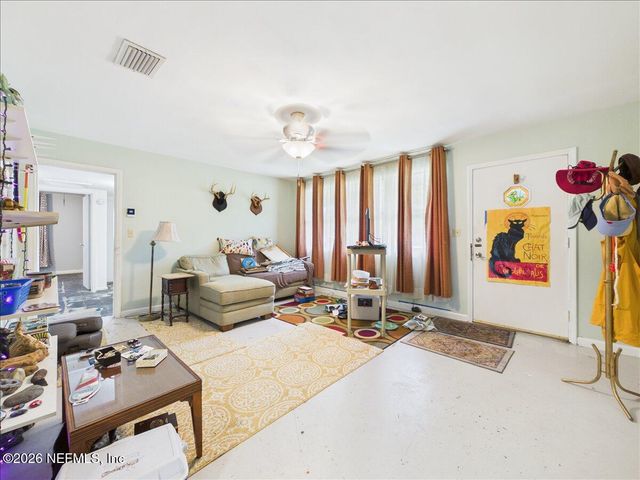 1123 OVINGTON Road S, Jacksonville, FL 32216