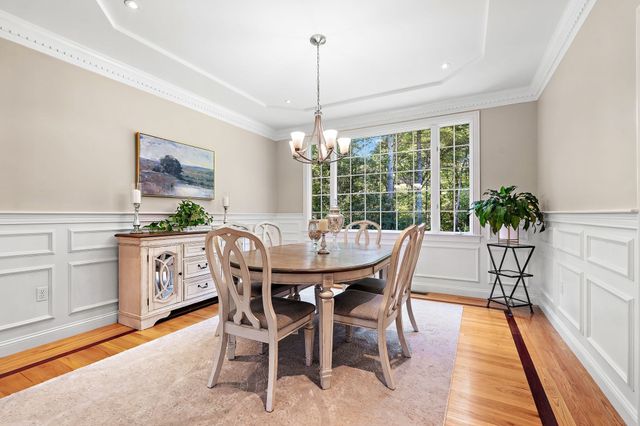 68 Quaker Lane, Bolton, MA 01740