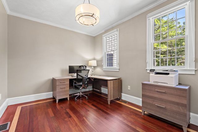 68 Quaker Lane, Bolton, MA 01740