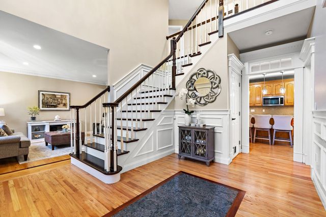 68 Quaker Lane, Bolton, MA 01740