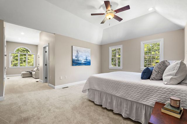 68 Quaker Lane, Bolton, MA 01740