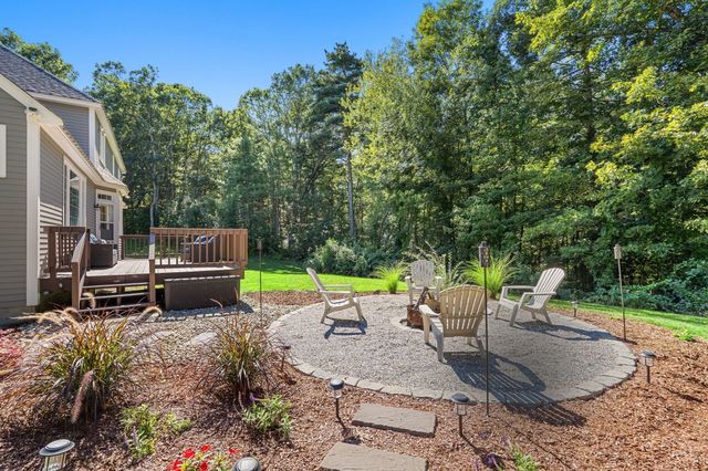 68 Quaker Lane, Bolton, MA 01740