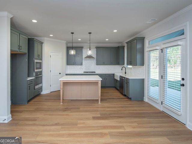904 Bessie Court, Loganville, GA 30052
