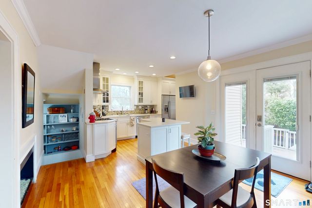 375 West Avenue, Darien, CT 06820