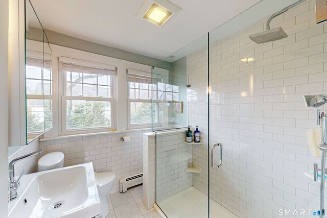 375 West Avenue, Darien, CT 06820