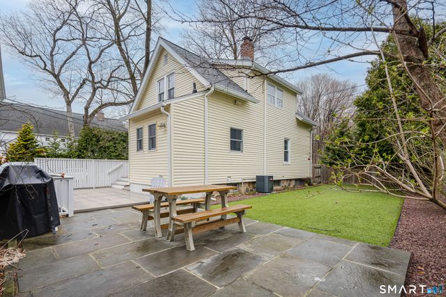 375 West Avenue, Darien, CT 06820