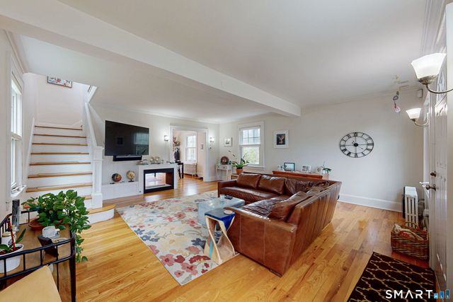 375 West Avenue, Darien, CT 06820
