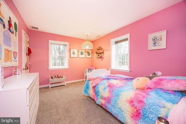 1196 EVANSBURG RD, Collegeville, PA 19426