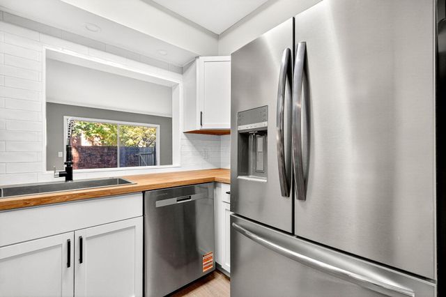 4720 Merrifield Place, 67, Columbus, OH 43220