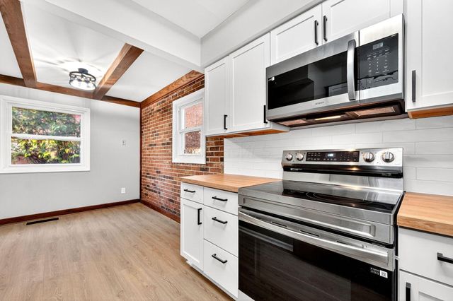 4720 Merrifield Place, 67, Columbus, OH 43220