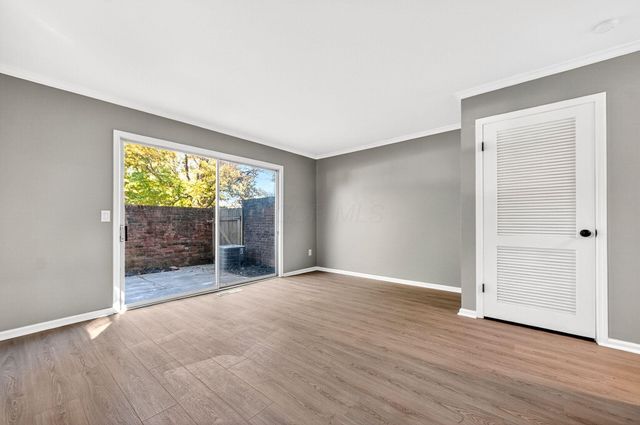 4720 Merrifield Place, 67, Columbus, OH 43220