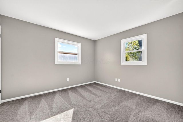 4720 Merrifield Place, 67, Columbus, OH 43220