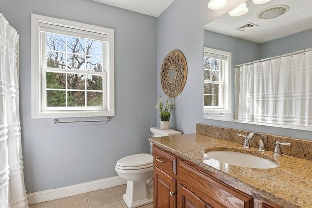 138 North St, Bellingham, MA 02019