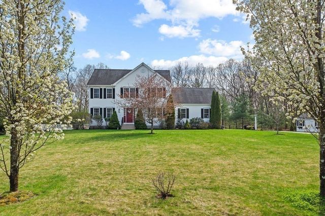 138 North St, Bellingham, MA 02019