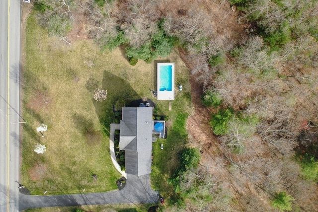 138 North St, Bellingham, MA 02019