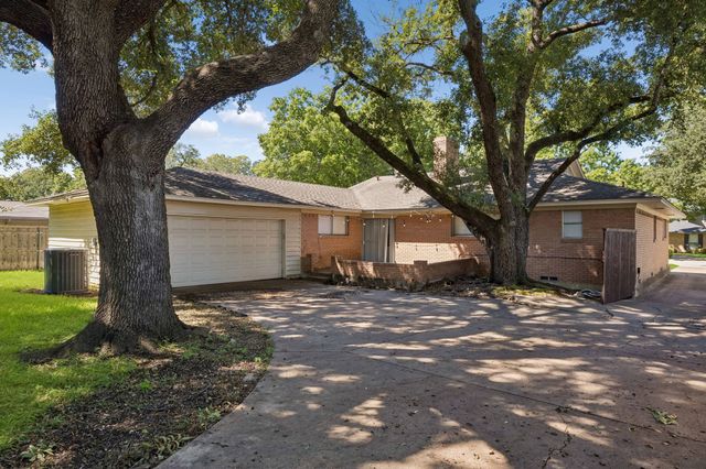 7066 Arboreal Drive, Dallas, TX 75231