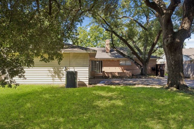 7066 Arboreal Drive, Dallas, TX 75231