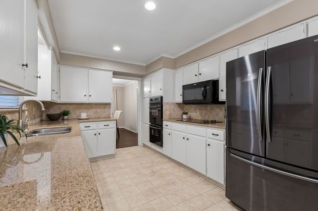 7066 Arboreal Drive, Dallas, TX 75231