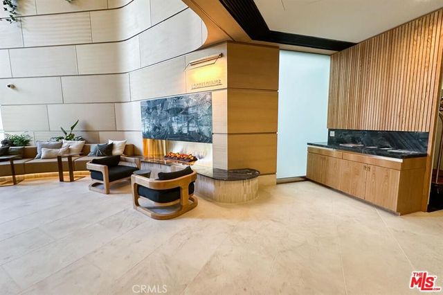 1100 Wilshire Boulevard 2608, Los Angeles, CA 90017