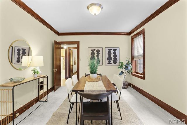 5004 Winona Avenue, St Louis, MO 63109