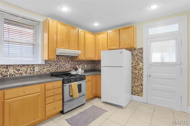 5004 Winona Avenue, St Louis, MO 63109
