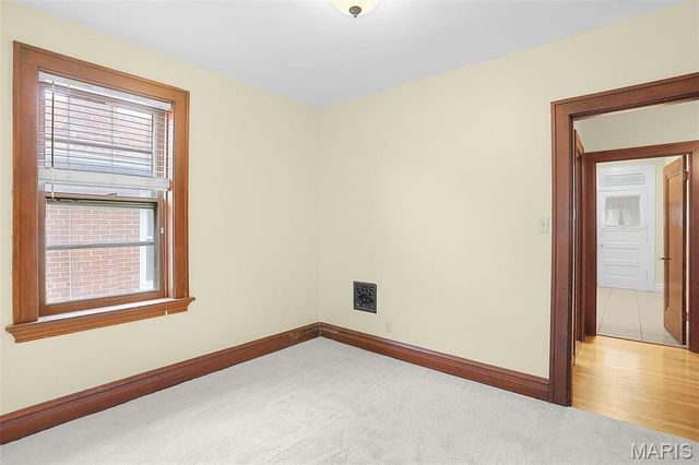 5004 Winona Avenue, St Louis, MO 63109