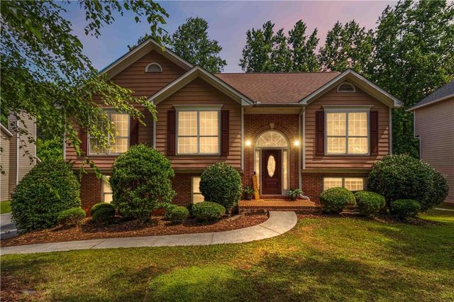 2149 Hunters Branch Court, Lawrenceville, GA 30043