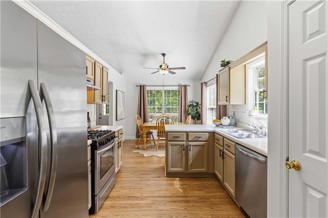 2149 Hunters Branch Court, Lawrenceville, GA 30043