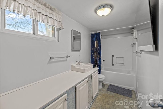 2940 Ambrose Drive, Gastonia, NC 28056