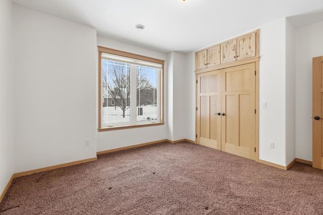 118 W Beaton Drive, West Fargo, ND 58078