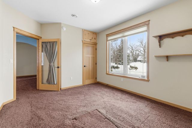 118 W Beaton Drive, West Fargo, ND 58078